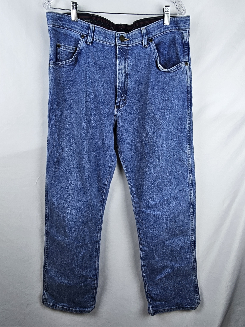 Wrangler Medium Wash Straight Leg Denim Jeans Men's 36x30 Workwear Rugged Cowboy